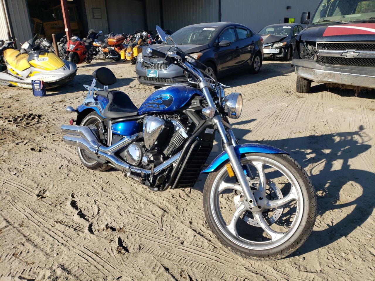 Изображение 1 2011 YAMAHA XVS1300 CU 2011 с VIN JYAVP33EXBA002986