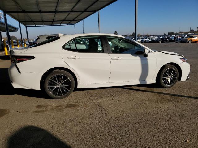 Obraz 3 z 2023 TOYOTA CAMRY SE NIGHT SHADE 2023 z VIN 4T1G11AK3PU733806