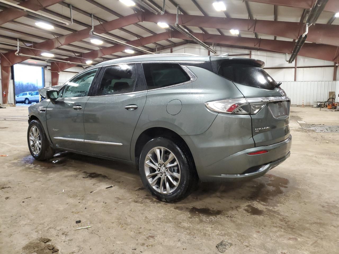 Obraz 2 z 2023 BUICK ENCLAVE AVENIR 2023 z VIN 5GAEVCKW1PJ111978