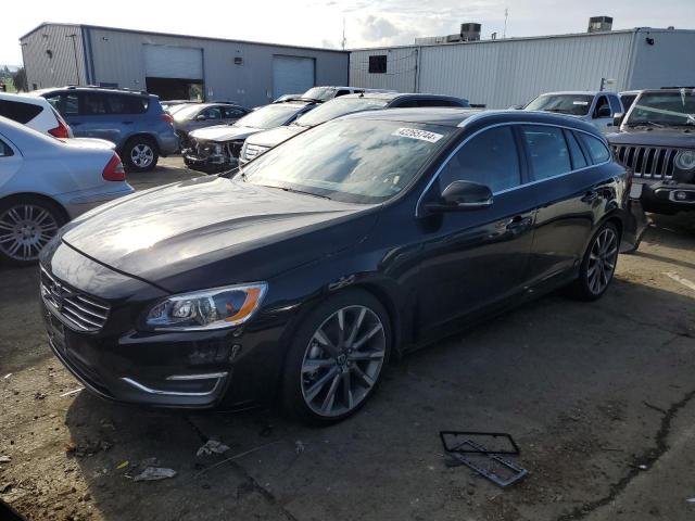 Obraz 2015 VOLVO V60 PLATINUM 2015