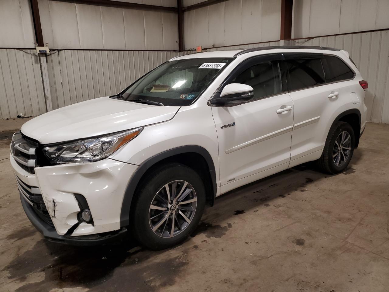 Image 1 of 2017 TOYOTA HIGHLANDER HYBRID 2017 with VIN 5TDJGRFH3HS025050
