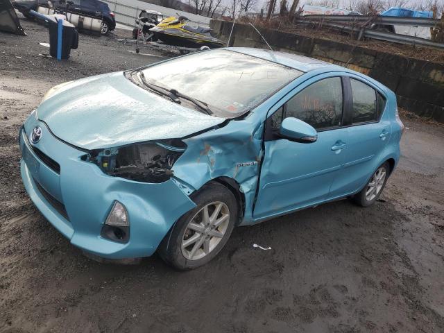 Image 1 of 2014 TOYOTA PRIUS C  2014 with VIN JTDKDTB38E1060812