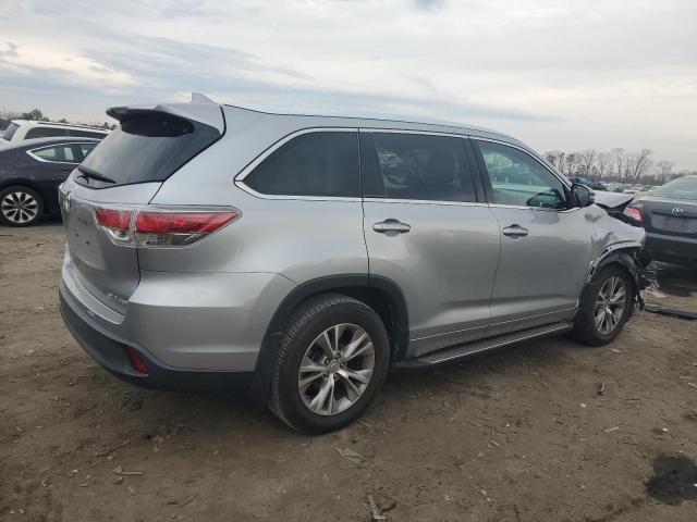 Obraz 3 z 2015 TOYOTA HIGHLANDER XLE 2015 z VIN 5TDJKRFHXFS201751