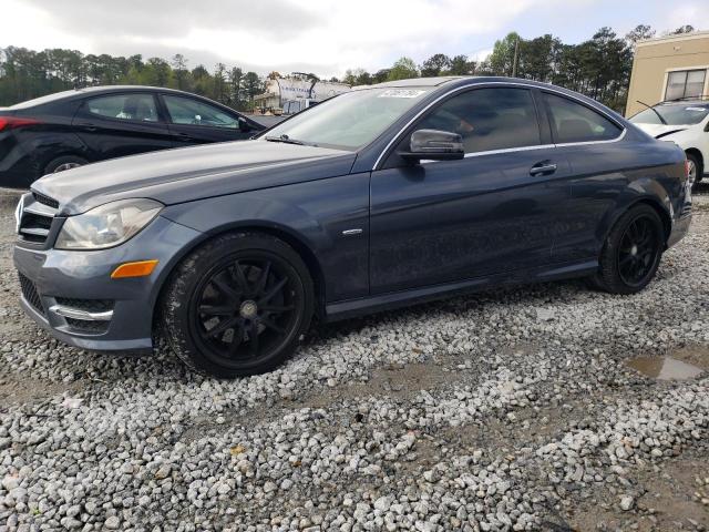 Image 1 of 2013 MERCEDES-BENZ C 250 2013 with VIN WDDGJ4HB6DG067858