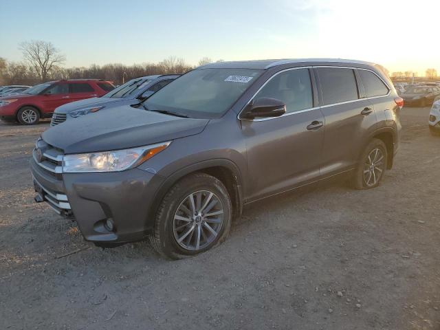 Image 1 of 2017 TOYOTA HIGHLANDER SE 2017 with VIN 5TDJZRFH1HS476004