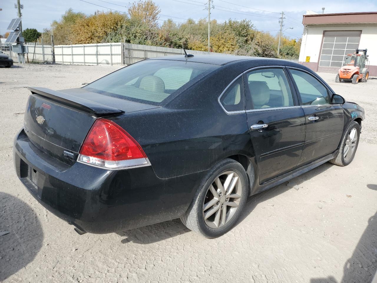 Изображение 3 2012 CHEVROLET IMPALA LTZ 2012 с VIN 2G1WC5E30C1147471