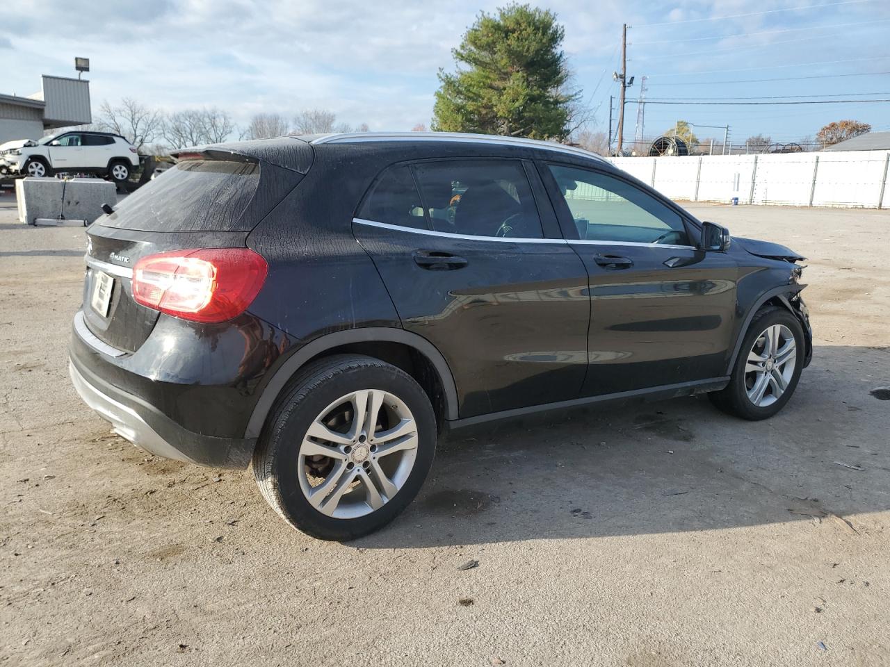 Obraz 3 z 2017 MERCEDES-BENZ GLA 250 4MATIC 2017 z VIN WDCTG4GB0HJ359923