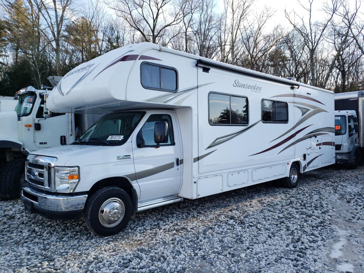 Obraz 2 z 2017 FORD ECONOLINE E450 SUPER DUTY CUTAWAY VAN 2017 z VIN 1FDXE4FS7HDC36032