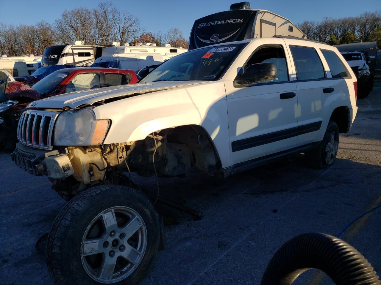 2005 JEEP GRAND CHEROKEE LAREDO 2005 image
