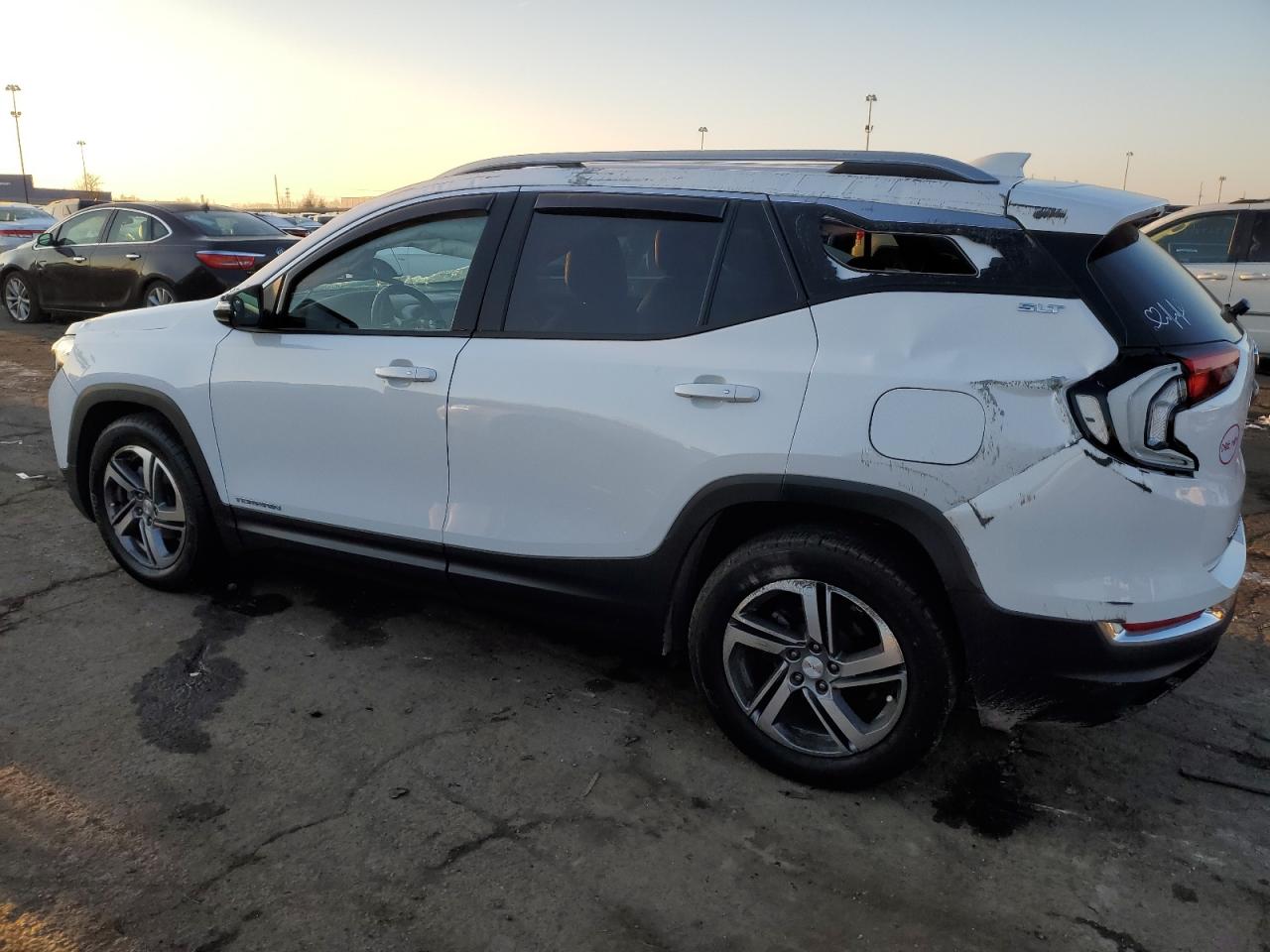 Image 2 of 2020 GMC TERRAIN SLT 2020 with VIN 3GKALPEV9LL217289