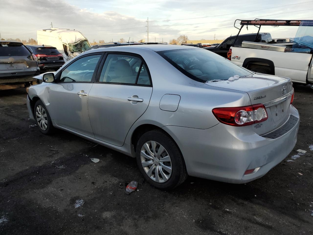 Изображение 2 2012 TOYOTA COROLLA BASE 2012 с VIN 5YFBU4EE6CP073523