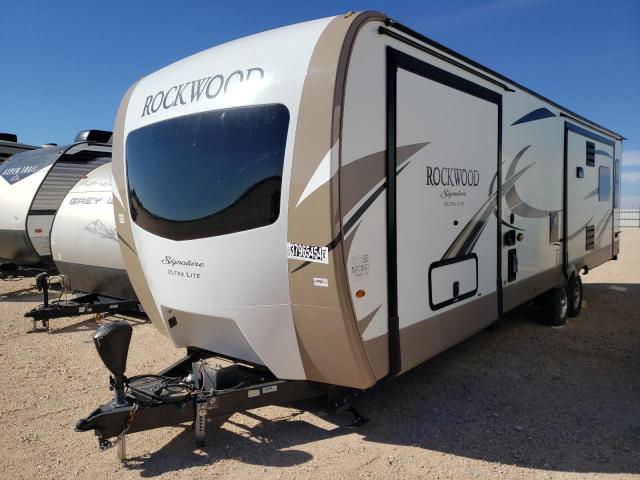 Image 2 of 2019 ROCK ULTRA LITE 2019 with VIN 4X4TRLH22K1884959