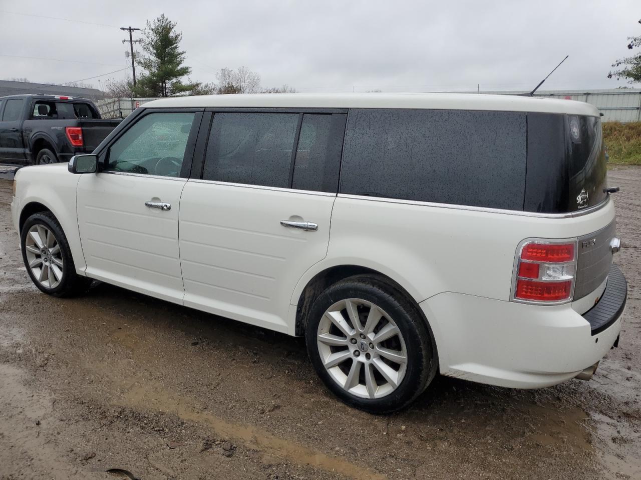 Изображение 2 2010 FORD FLEX LIMITED 2010 с VIN 2FMHK6DC6ABA18311