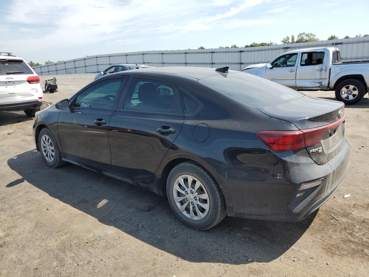 Image 2 of Kia Forte Fe 2019 with VIN 3KPF24AD6KE073736