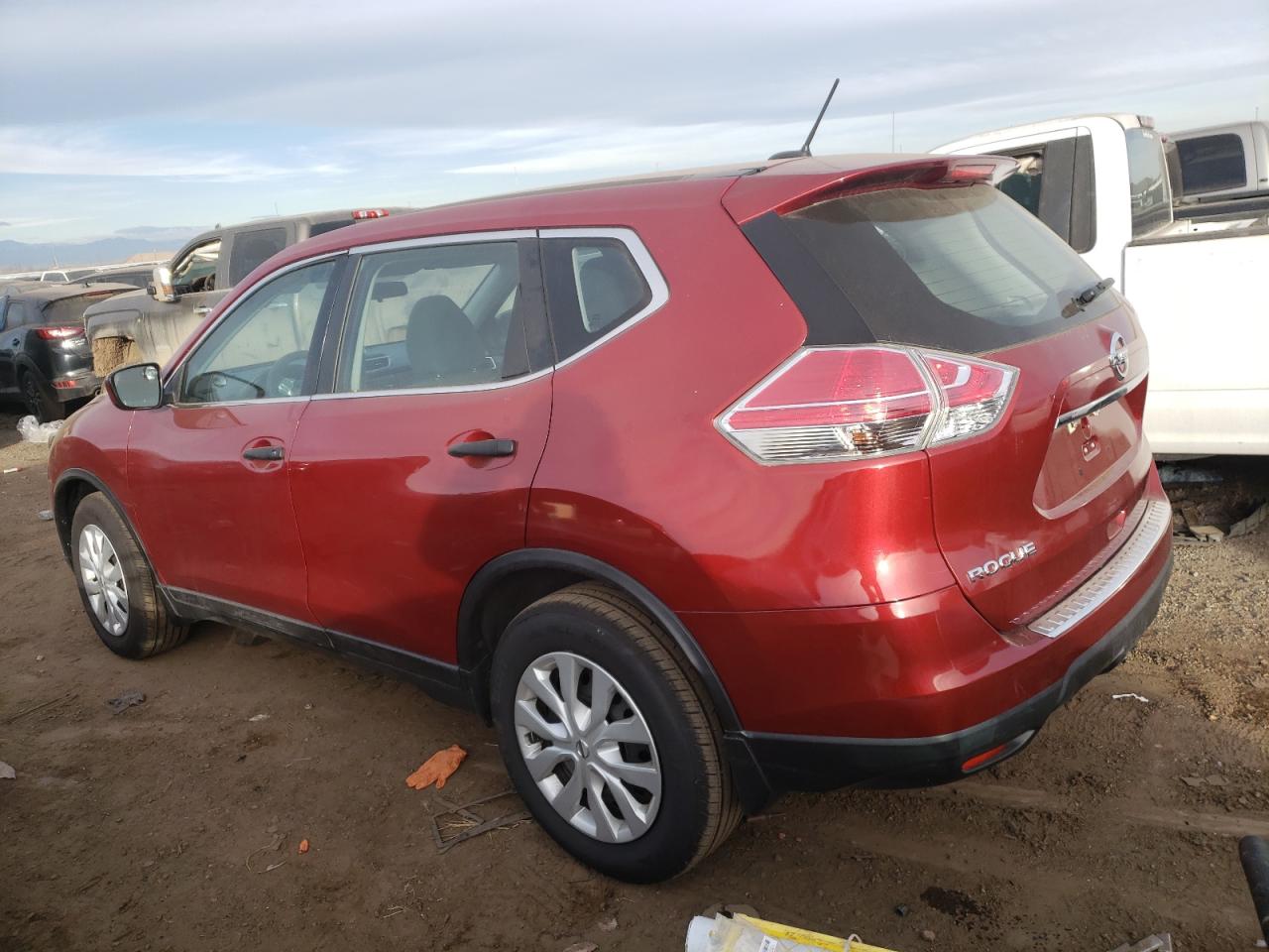 Изображение 2 2016 NISSAN ROGUE S 2016 с VIN 5N1AT2MT1GC915729