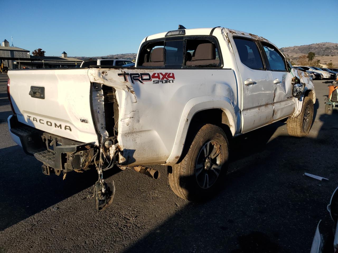 Изображение 3 2019 TOYOTA TACOMA DOUBLE CAB 2019 с VIN 5TFCZ5AN0KX203118