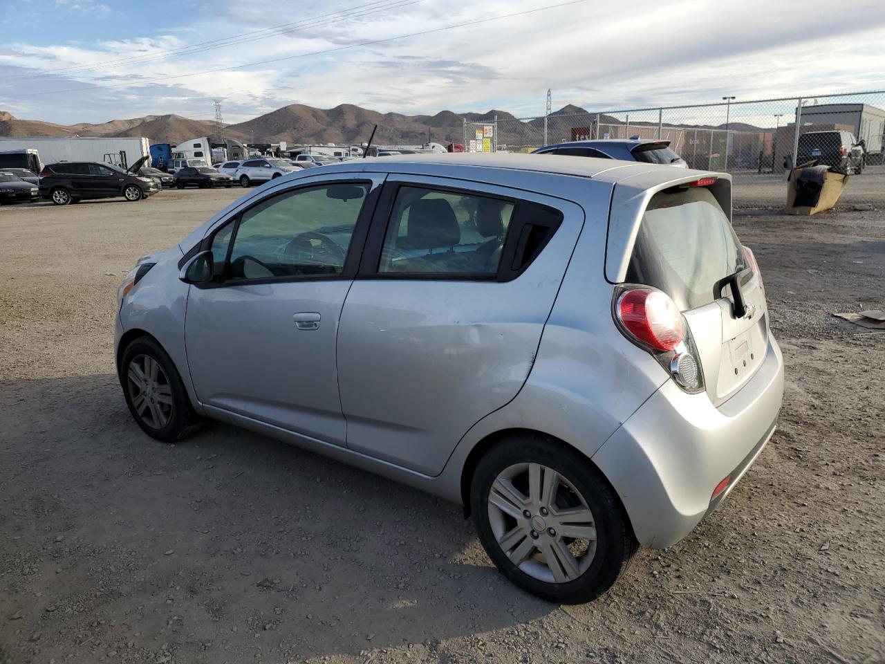 Изображение 2 2014 CHEVROLET SPARK 1LT 2014 с VIN KL8CD6S94EC534939
