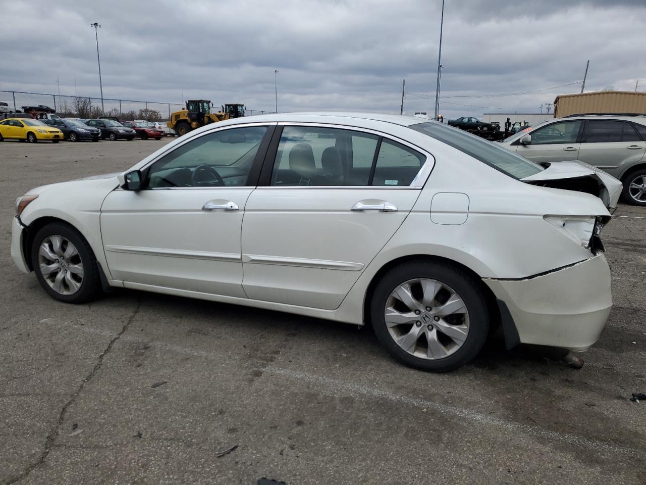 Image 2 of 2008 HONDA ACCORD EXL 2008 with VIN 1HGCP36848A025739