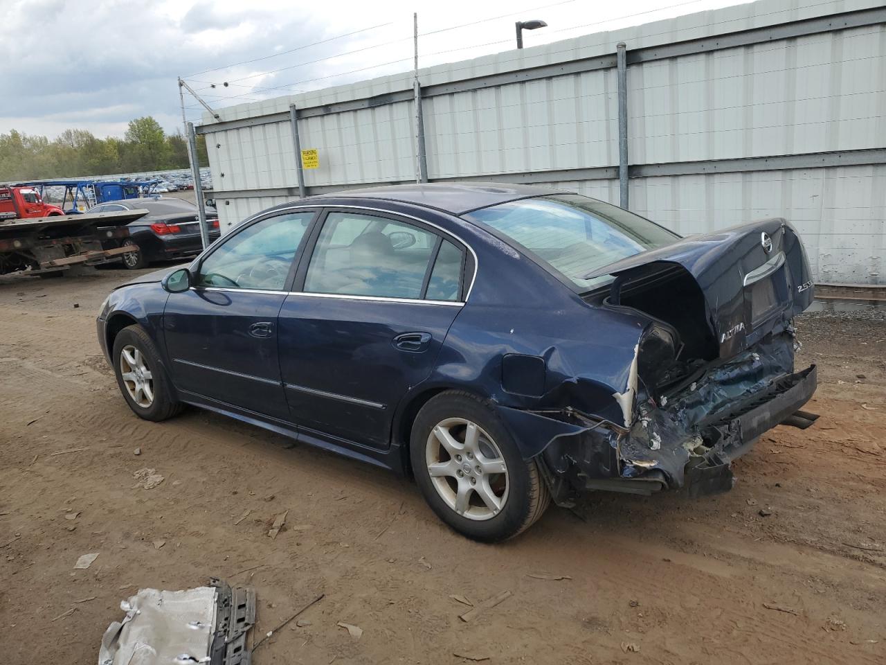 Image 2 of 2005 NISSAN ALTIMA S 2005 with VIN 1N4AL11D45C318993