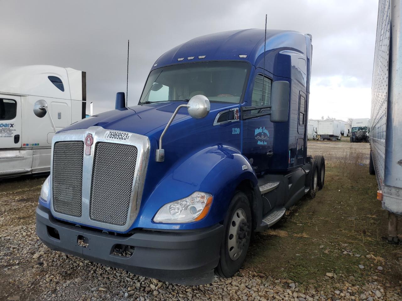 Изображение 2 2015 KENWORTH CONSTRUCTION T680 2015 с VIN 1XKYDP9X9FJ423005