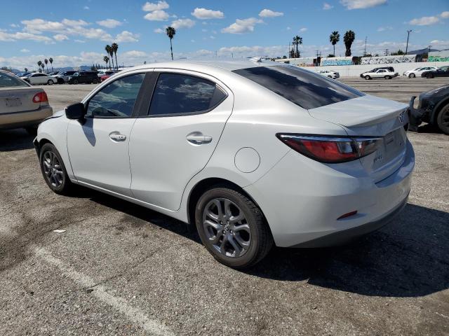 Obraz 2 z 2019 TOYOTA YARIS L 2019 z VIN 3MYDLBYV5KY503621