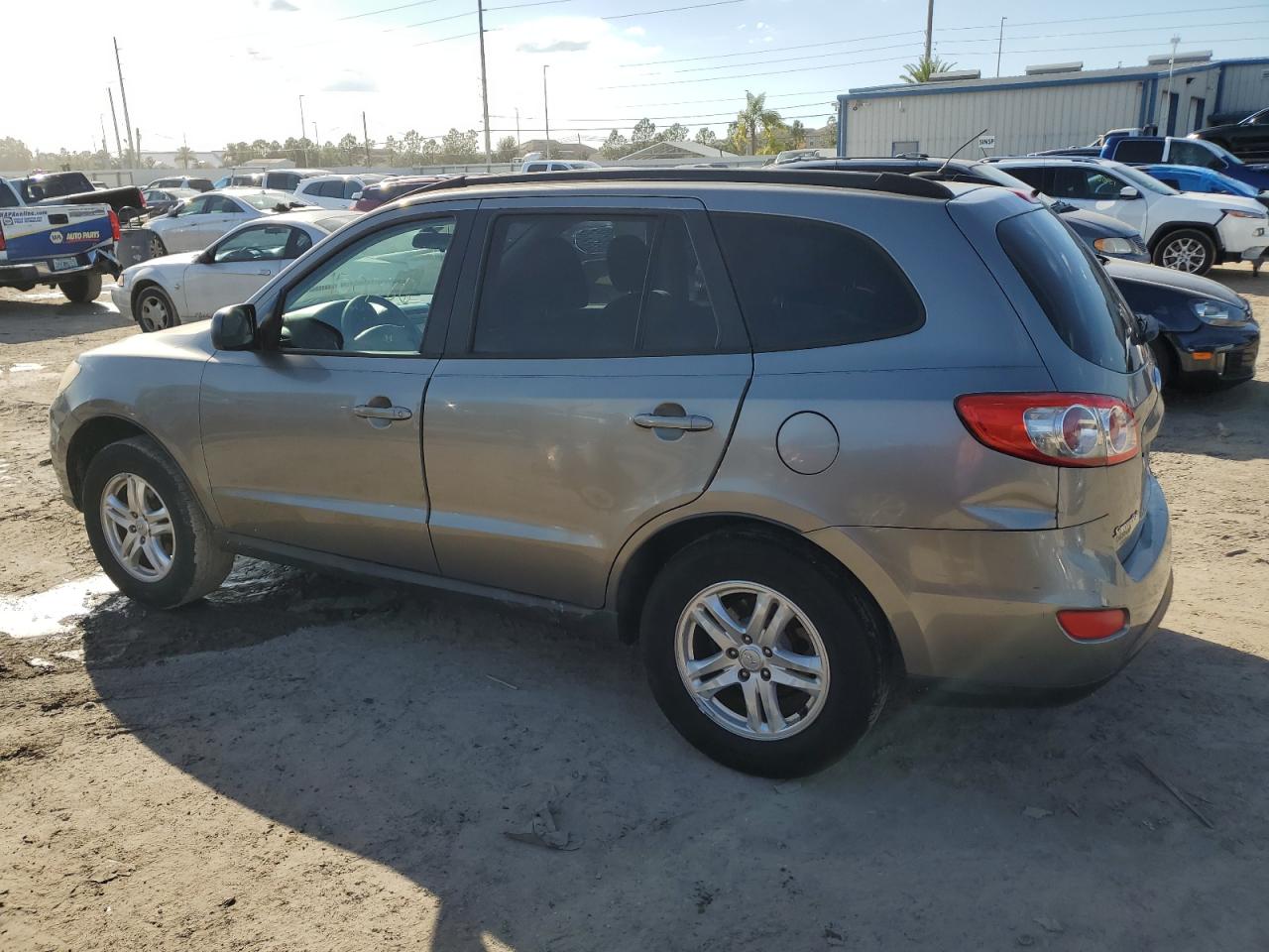 Image 2 of 2012 HYUNDAI SANTA FE GLS 2012 with VIN 5XYZG3AB5CG096422
