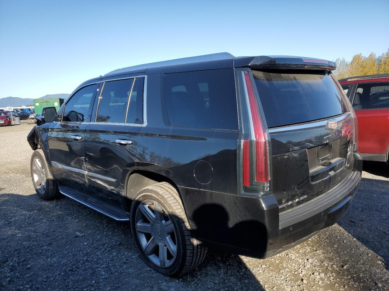 Image 2 of 2018 CADILLAC ESCALADE LUXURY 2018 with VIN 1GYS4BKJ2JR373661