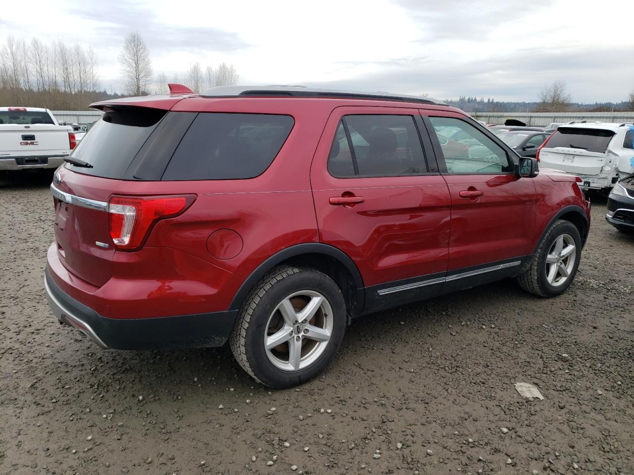 Image 3 of 2016 FORD EXPLORER XLT 2016 with VIN 1FM5K8D83GGC48206