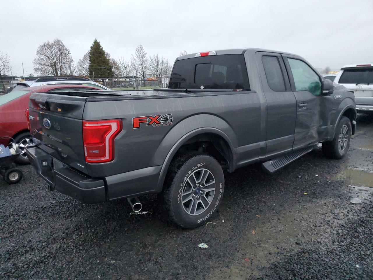 Image 3 of 2015 FORD F150 SUPER CAB 2015 with VIN 1FTFX1EF8FFA66276