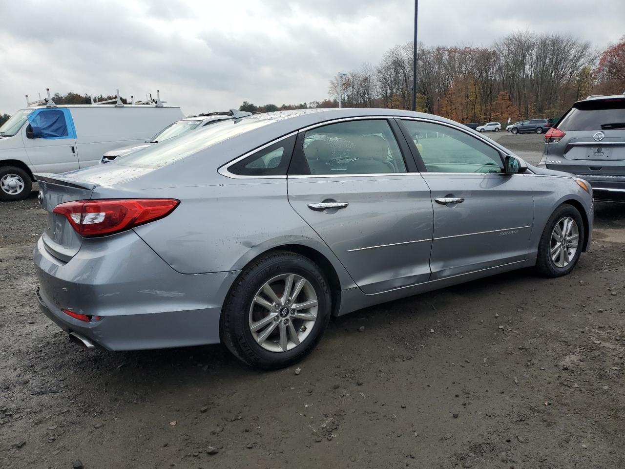 Image 3 of 2016 HYUNDAI SONATA SE 2016 with VIN 5NPE24AF8GH393771