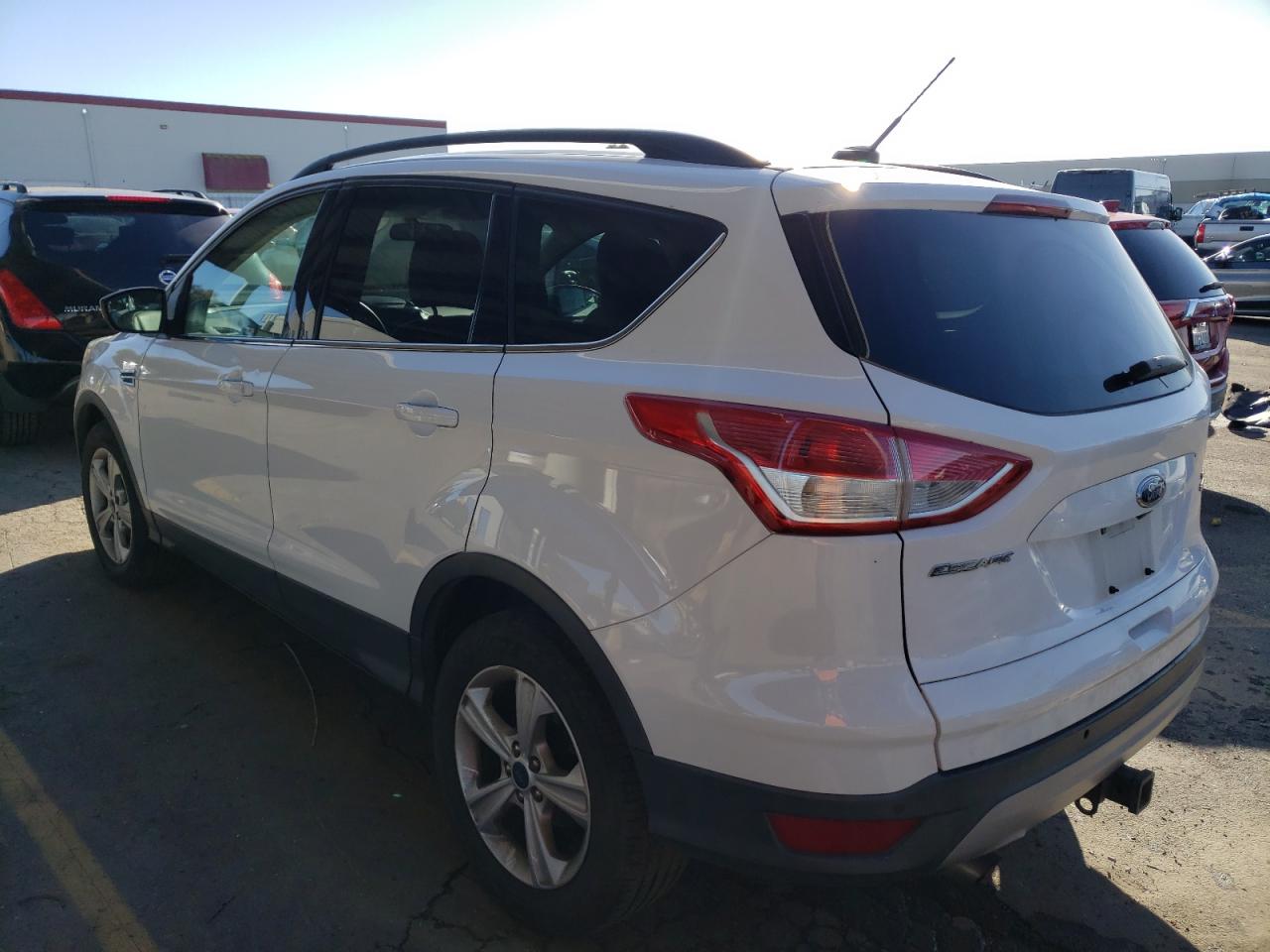 Image 2 of 2016 FORD ESCAPE SE 2016 with VIN 1FMCU9G9XGUC60284