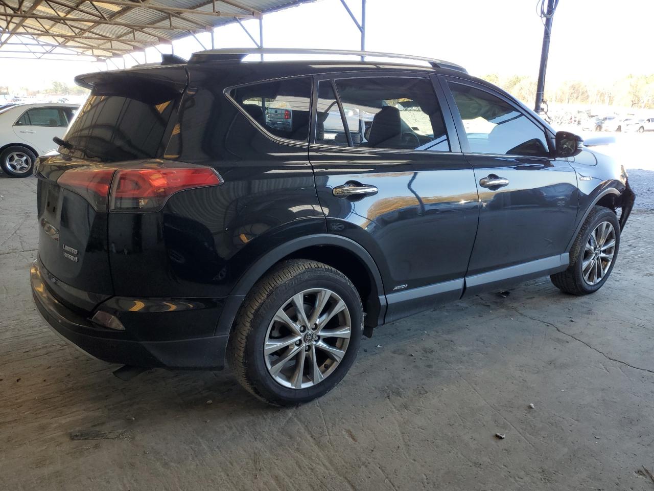 Image 3 of 2017 TOYOTA RAV4 HV LIMITED 2017 with VIN JTMDJREV6HD059954