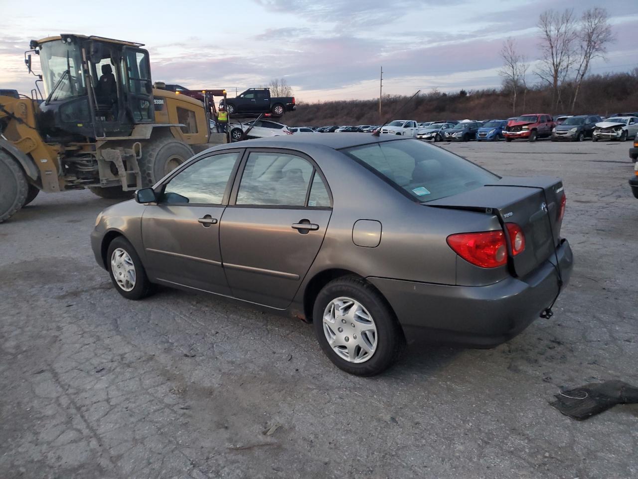 Изображение 2 2005 TOYOTA COROLLA CE 2005 с VIN 1NXBR32E15Z388103