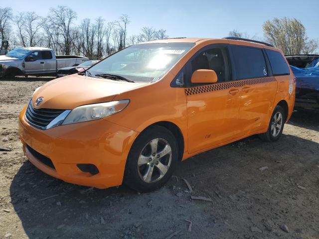 Image 1 of 2013 TOYOTA SIENNA LE 2013 with VIN 5TDKK3DC7DS338927