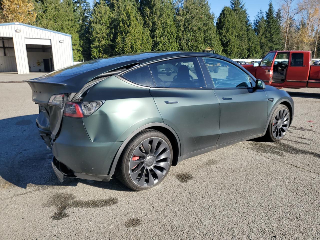 Obraz 3 z 2022 TESLA MODEL Y  2022 z VIN 7SAYGDEF8NF485020