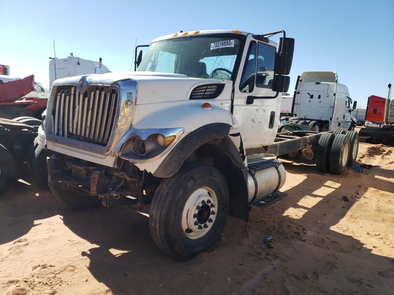 Изображение 2 2012 INTERNATIONAL 7000 7500 2012 с VIN 1HTWPAZR3CJ653632