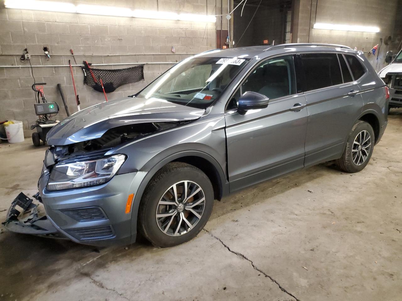 Obraz 2021 VOLKSWAGEN TIGUAN S 2021