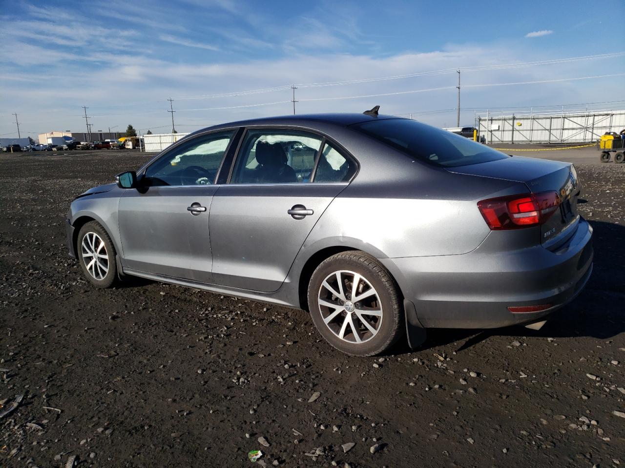 Изображение 2 2017 VOLKSWAGEN JETTA SE 2017 с VIN 3VWDB7AJ2HM398216