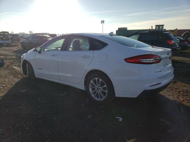 Image 2 of 2019 FORD FUSION SE 2019 with VIN 3FA6P0LU1KR182918