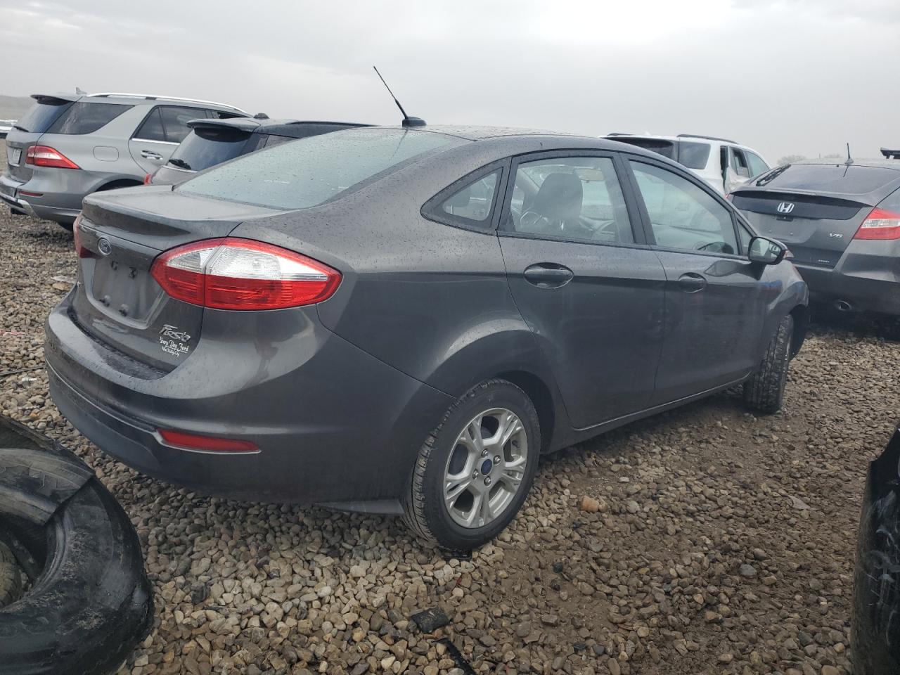 Image 3 of 2016 FORD FIESTA SE 2016 with VIN 3FADP4BJ6GM112440