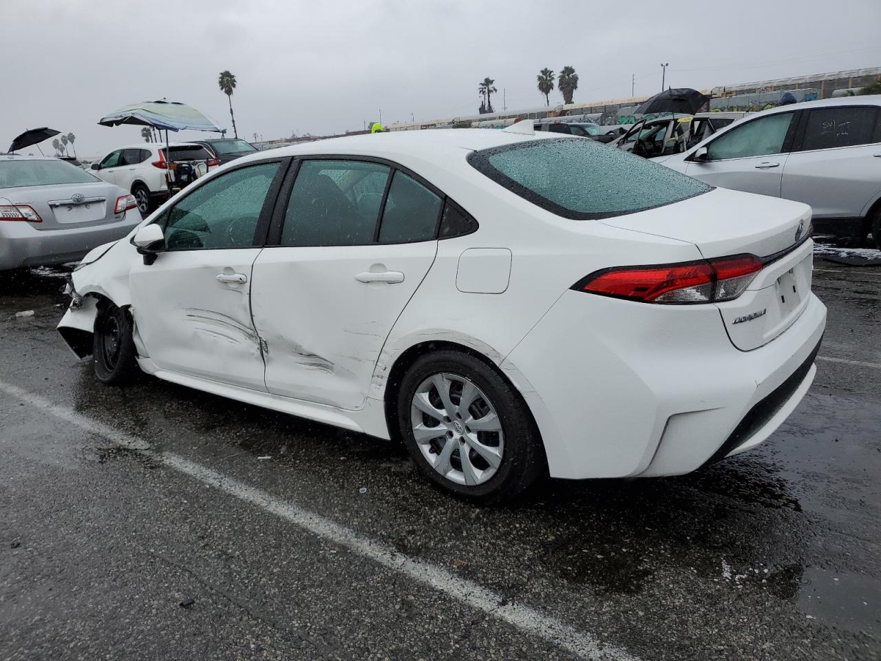 Изображение 2 2020 TOYOTA COROLLA LE 2020 с VIN 5YFEPRAE6LP110867