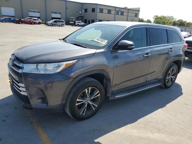 2018 TOYOTA HIGHLANDER LE 2018 image
