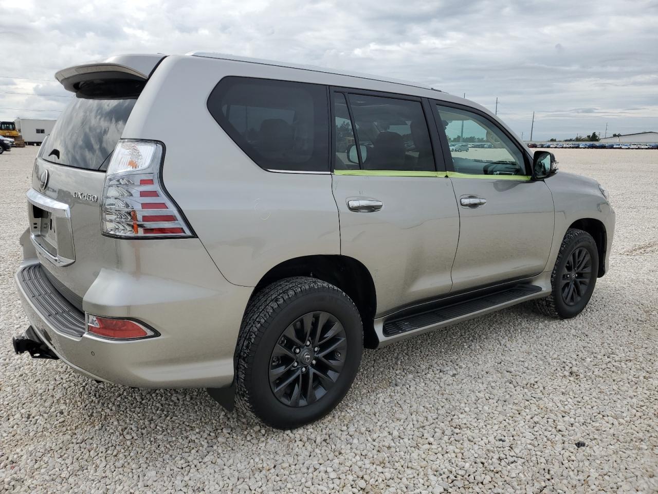 Изображение 3 2023 LEXUS GX 460 2023 с VIN JTJAM7BX5P5371077