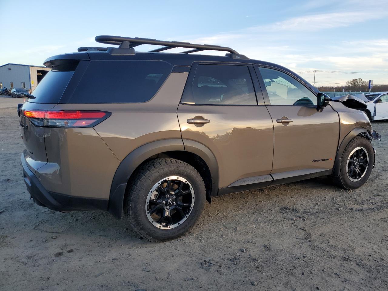 Изображение 3 2023 NISSAN PATHFINDER SV 2023 с VIN 5N1DR3BD3PC274497