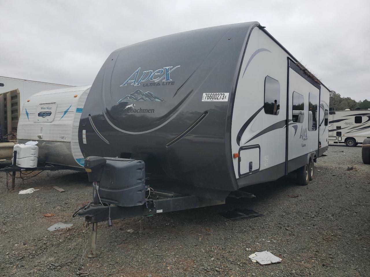 Image 2 of 2016 COACH APEX 2016 with VIN 5ZT2CXUB4GA009050
