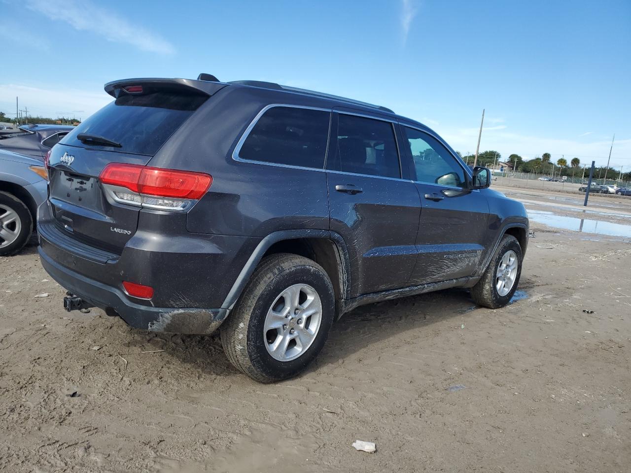 Изображение 3 2017 JEEP GRAND CHEROKEE LAREDO 2017 с VIN 1C4RJFAG2HC633080