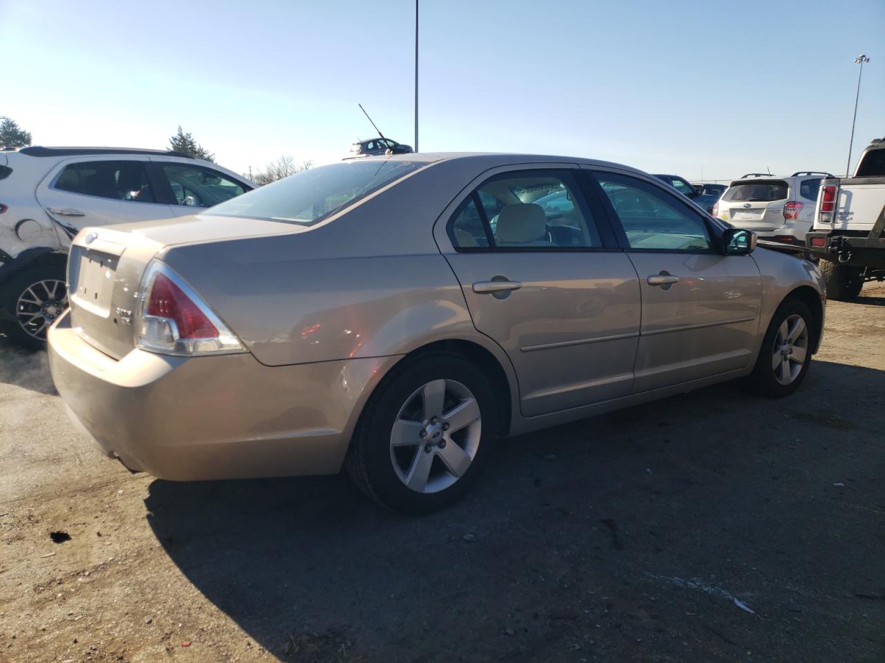 Image 3 of 2008 FORD FUSION SE 2008 with VIN 3FAHP01198R233835