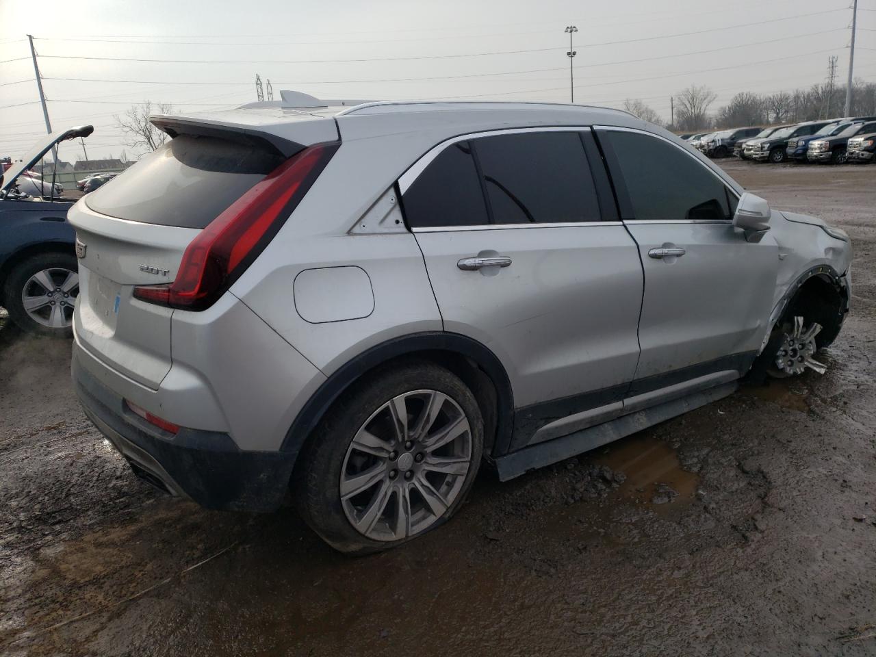 Obraz 3 z 2019 CADILLAC XT4 PREMIUM LUXURY 2019 z VIN 1GYFZDR48KF151790