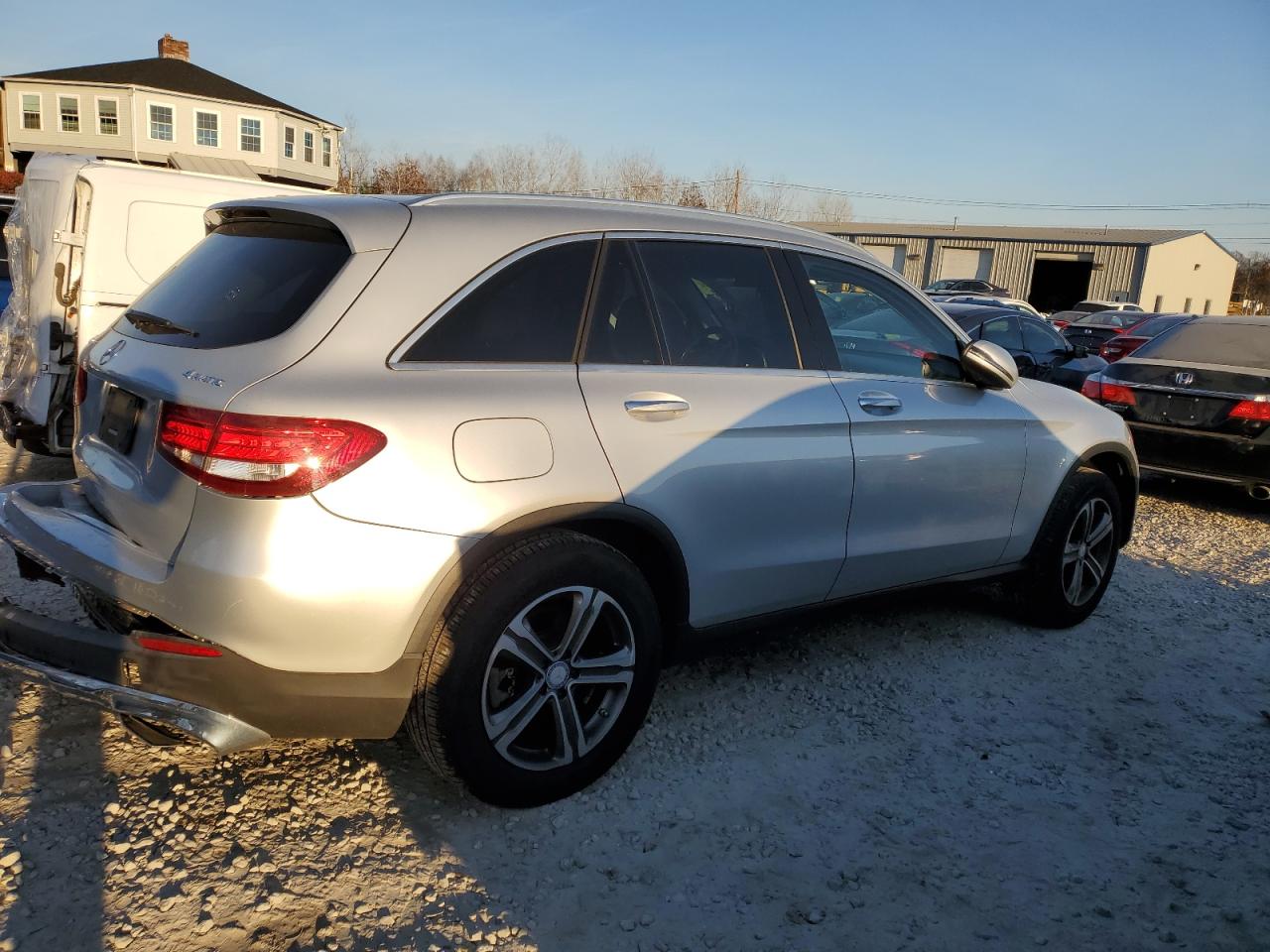 Image 3 of 2016 MERCEDES-BENZ GLC 300 4MATIC 2016 with VIN WDC0G4KB0GF098577