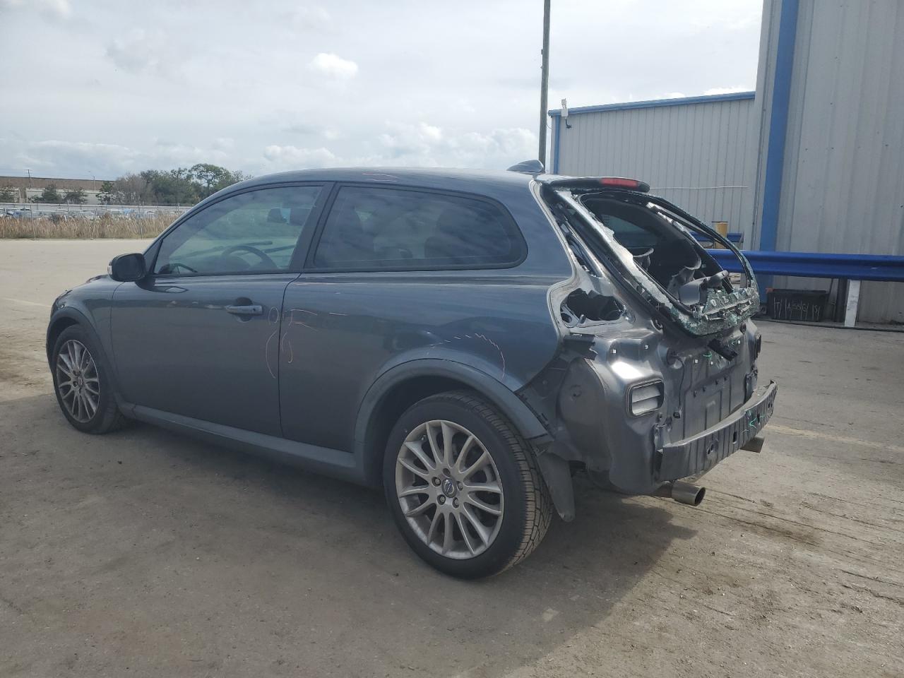 Image 2 of 2010 VOLVO C30 T5 2010 with VIN YV1672MK3A2179955